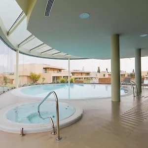 4* Resort White Shell